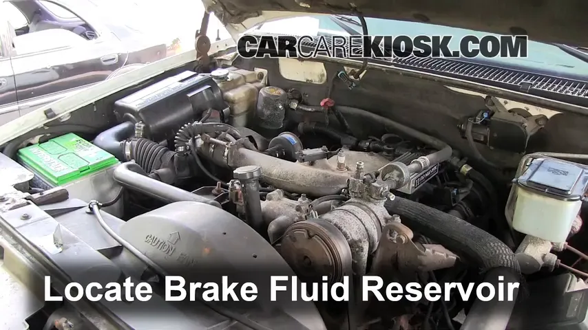 2000 Chevrolet K3500 6.5L V8 Turbo Diesel Cab and Chassis Brake Fluid